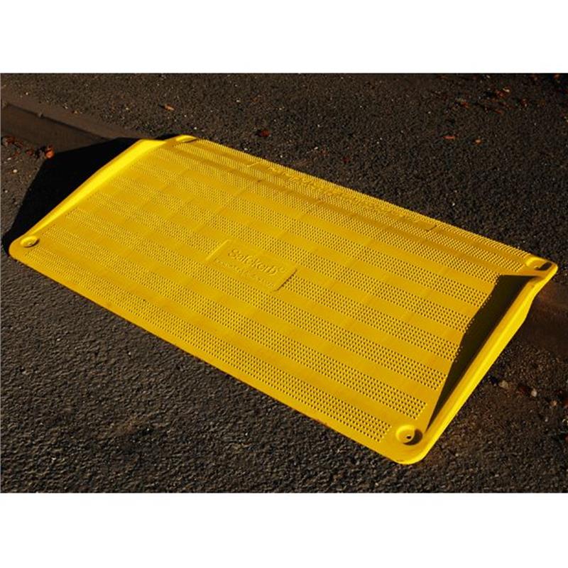 Kerb Ramp 1265mm x 747mm; 250kg Rated